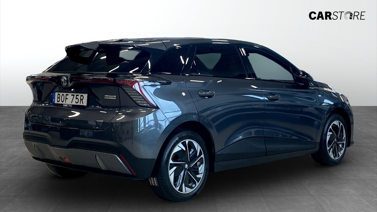 MG MG4 Long Range Luxury 64kWh (204hk) 2023, kuva 2/10