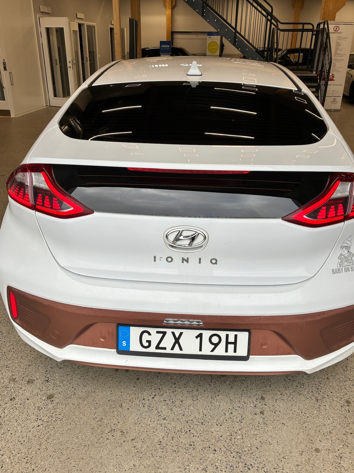 Hyundai Ioniq Electric 28 kWh 2017, bild 5/10