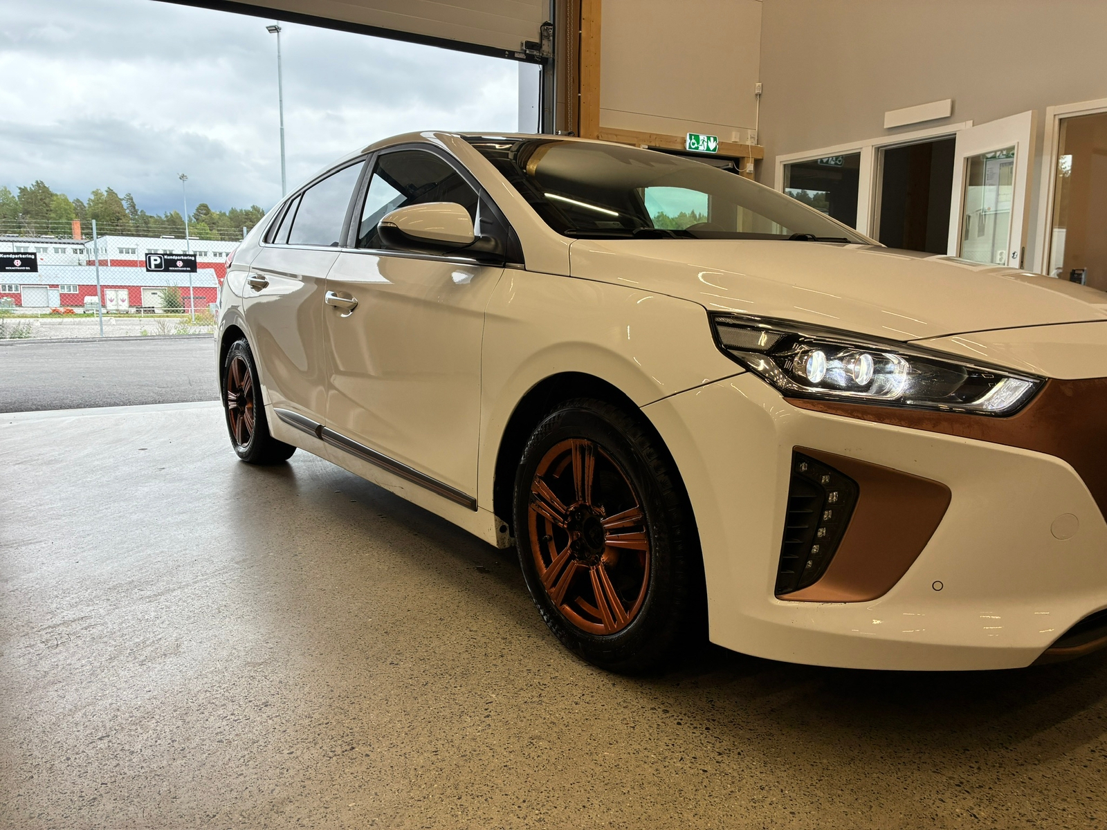Hyundai Ioniq Electric 28 kWh 2017, bild 4/10