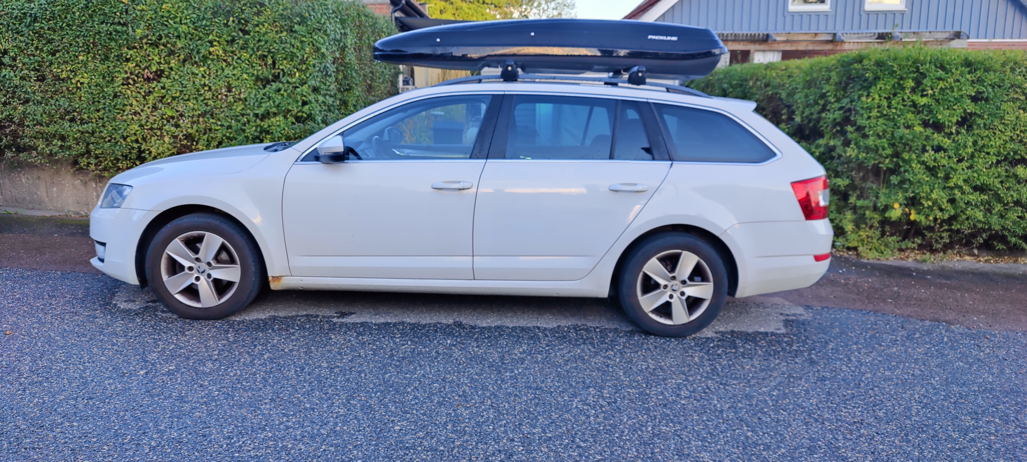 Skoda Octavia Kombi 1.0 TSI Manuell 2017, bild 2/10