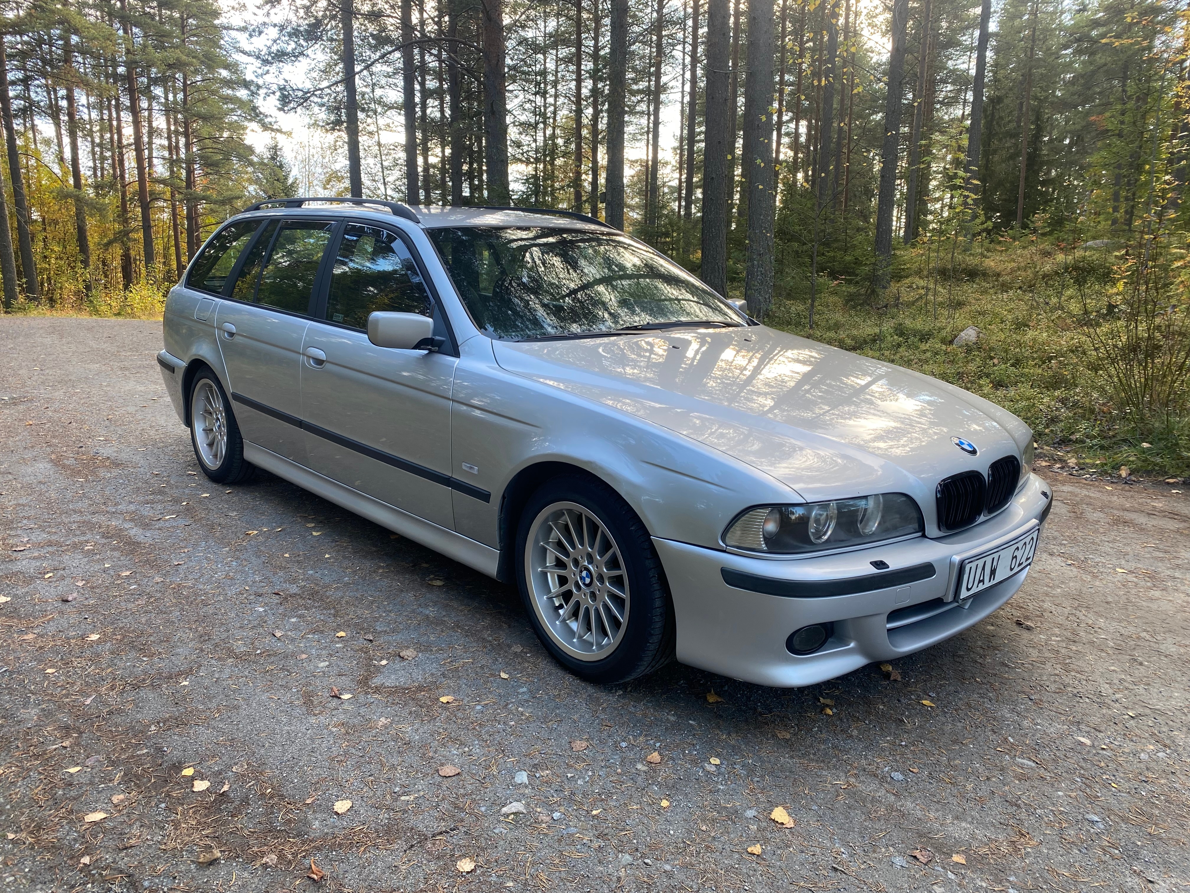 BMW 525 i Touring Automatisk 2003, kuva 2/10
