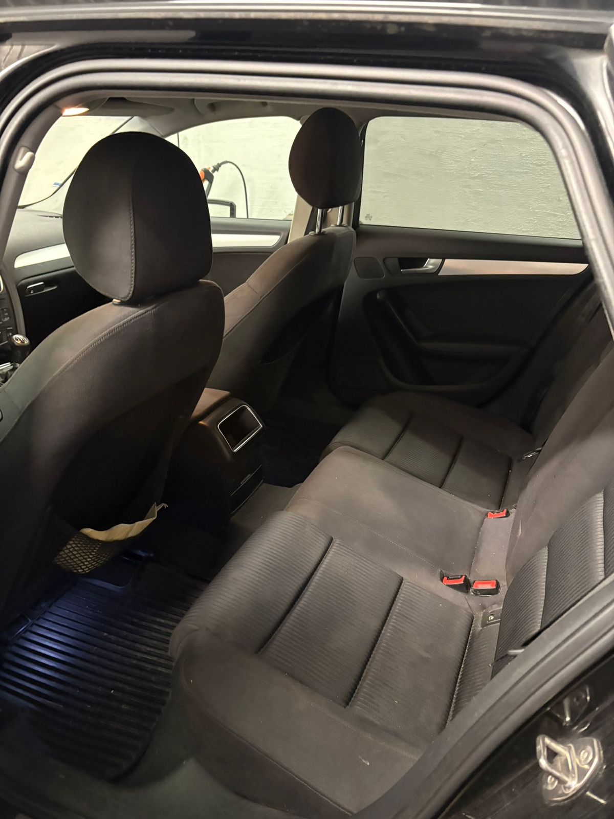 Audi A4 Avant 2.0 TDI DPF Manuell 2010, bild 6/6