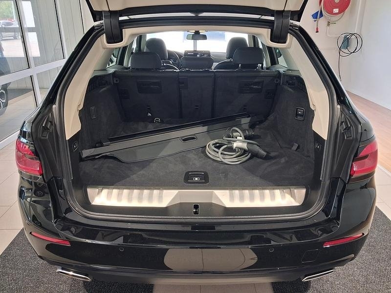 BMW 530 e TOURING Plug in 2022, bild 6/6