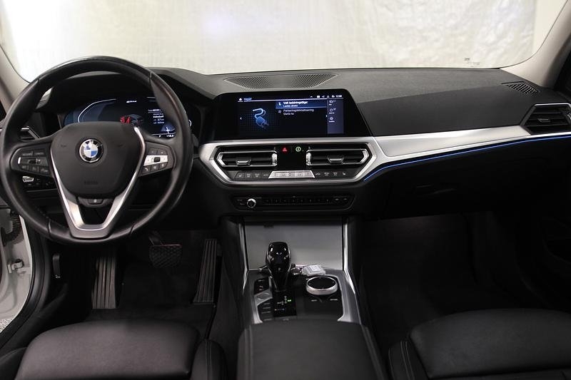 BMW 330 e TOURING Plug in 2021, bild 6/8