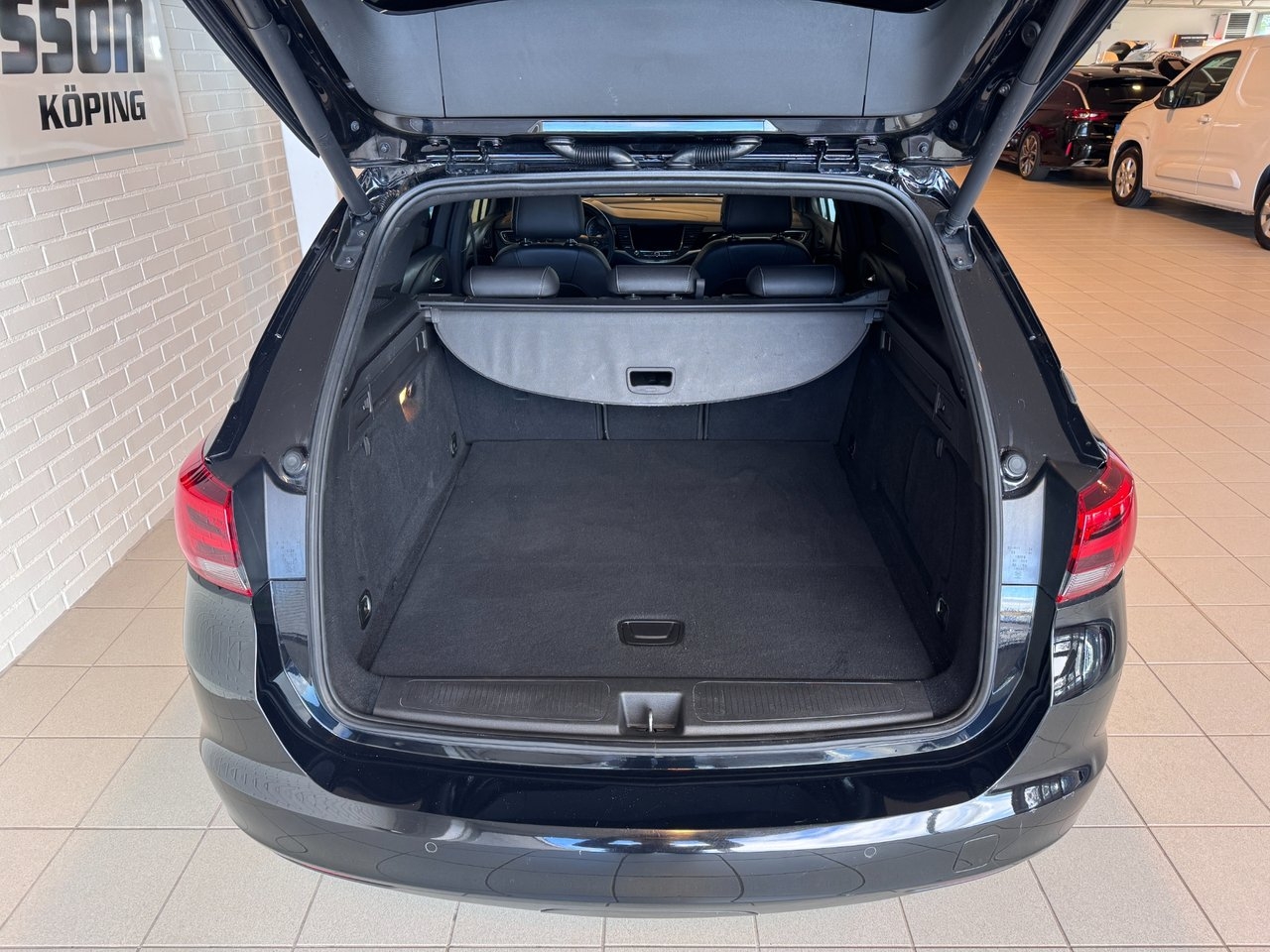 Opel Astra 2017, kuva 5/10