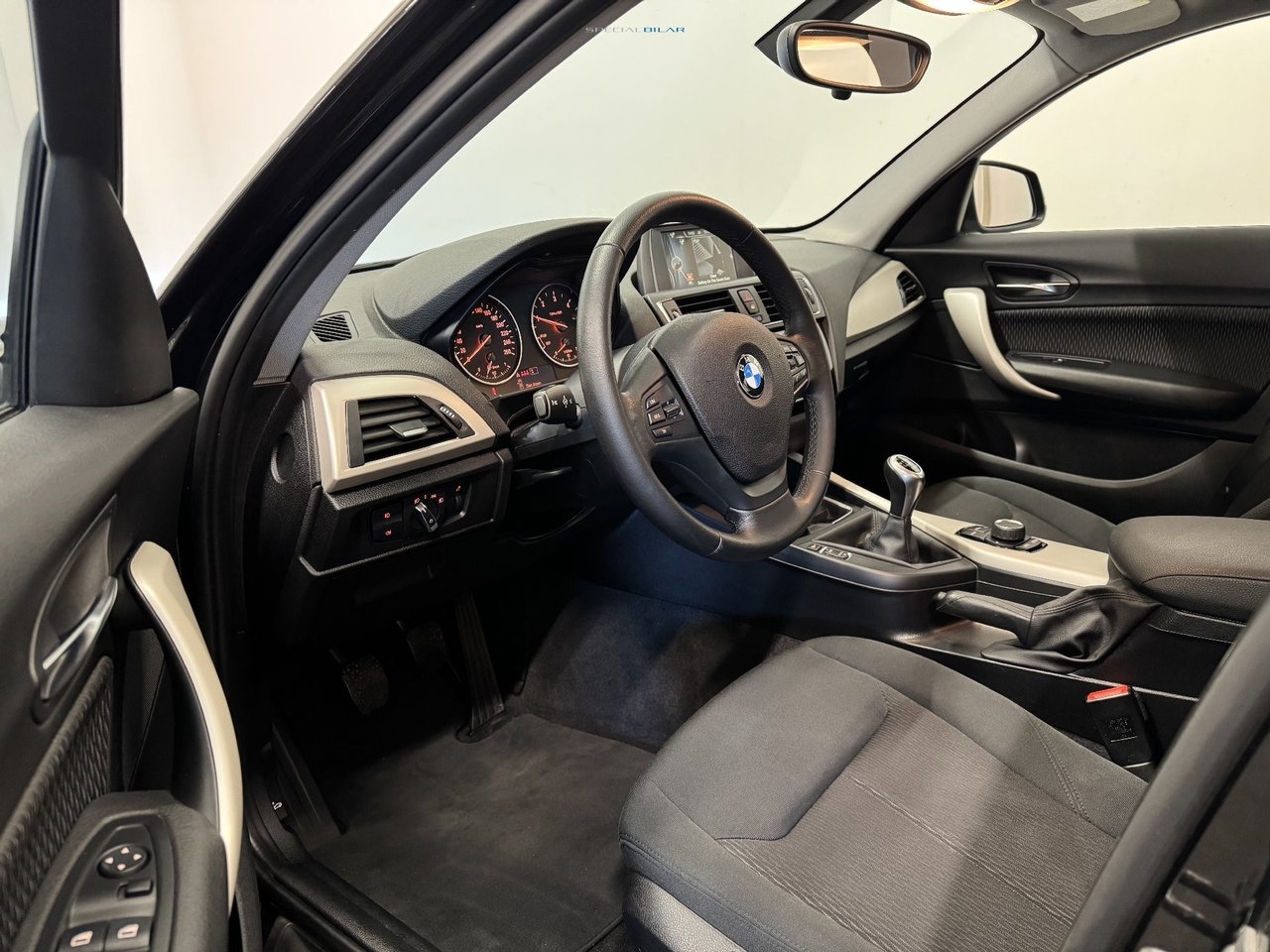 BMW 116 d 5-dörrars Advantage 2016, bild 4/10