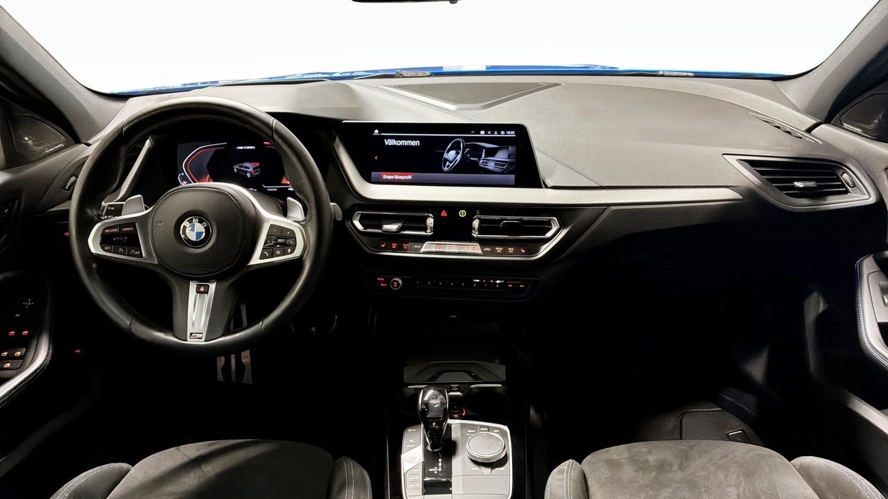 BMW M135i xDrive Pano 2020, photo 4/12