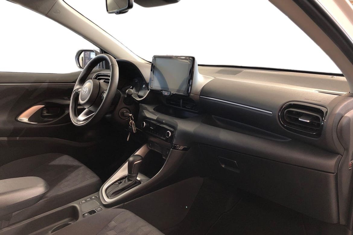 Toyota Yaris 2026, bild 7/10