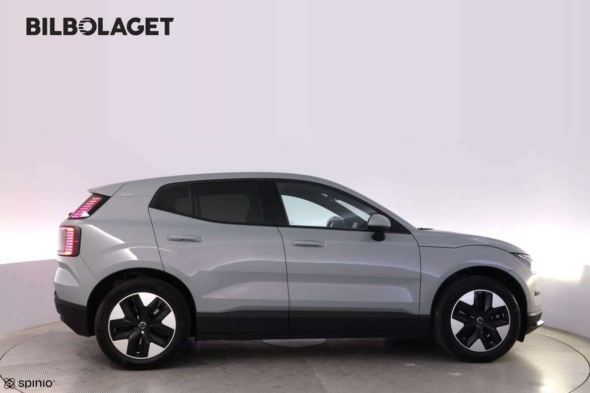 Volvo EX30 2024, bild 2/10