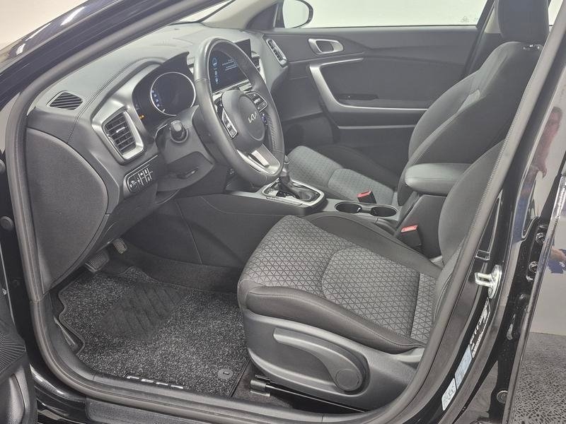 Kia Ceed SPORTSWAGON 2025, bild 2/8