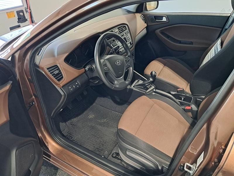 Hyundai i20 5dr 2016, kuva 5/7