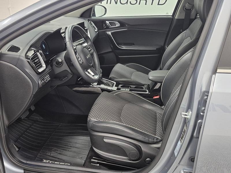 Kia XCeed Plug in 2023, bild 2/9