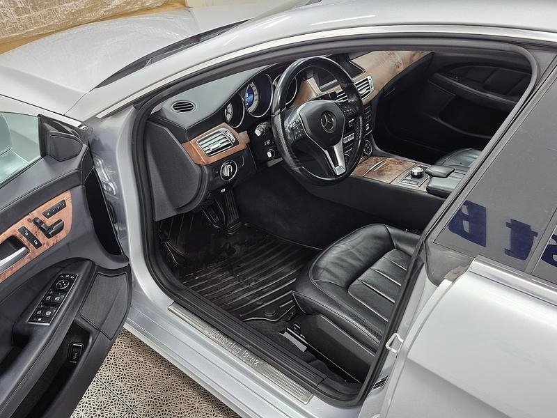 Mercedes-Benz CLS 350 SHOOTING BRAKE 2014, bild 2/10