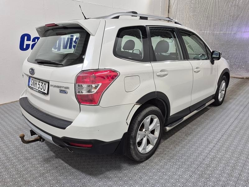 Subaru Forester COMBI AWD 2015, kuva 4/6