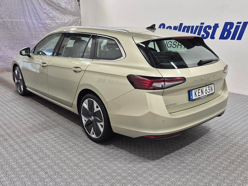 Skoda Superb COMBI 4MOTION 2024, bild 3/10