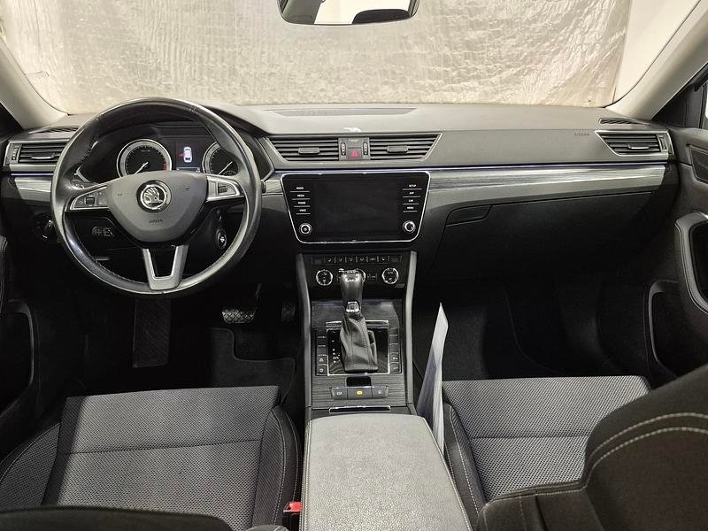 Skoda Superb COMBI 2020, bild 6/10