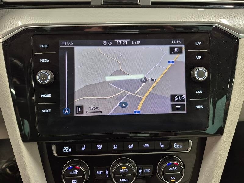 Volkswagen Passat 2020, photo 7/10