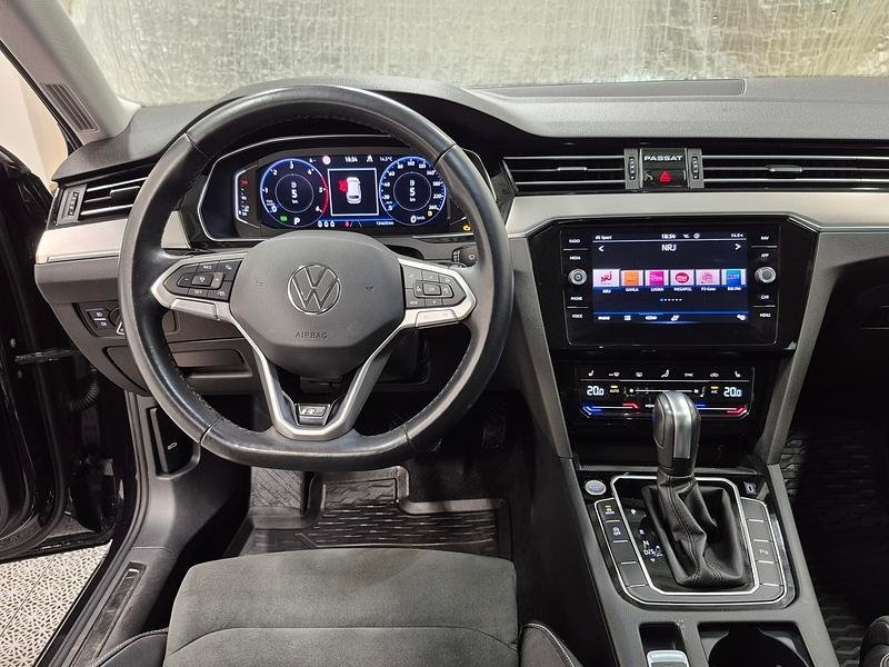 Volkswagen Passat SPORTSCOMBI 4MOTION 2022, bild 6/8