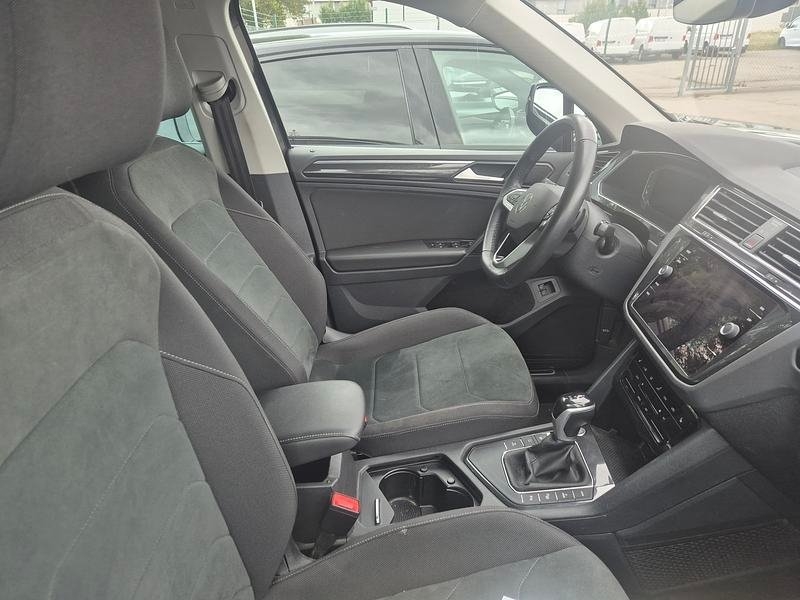Volkswagen Tiguan eHYBRID Plug in 2023, bild 4/4