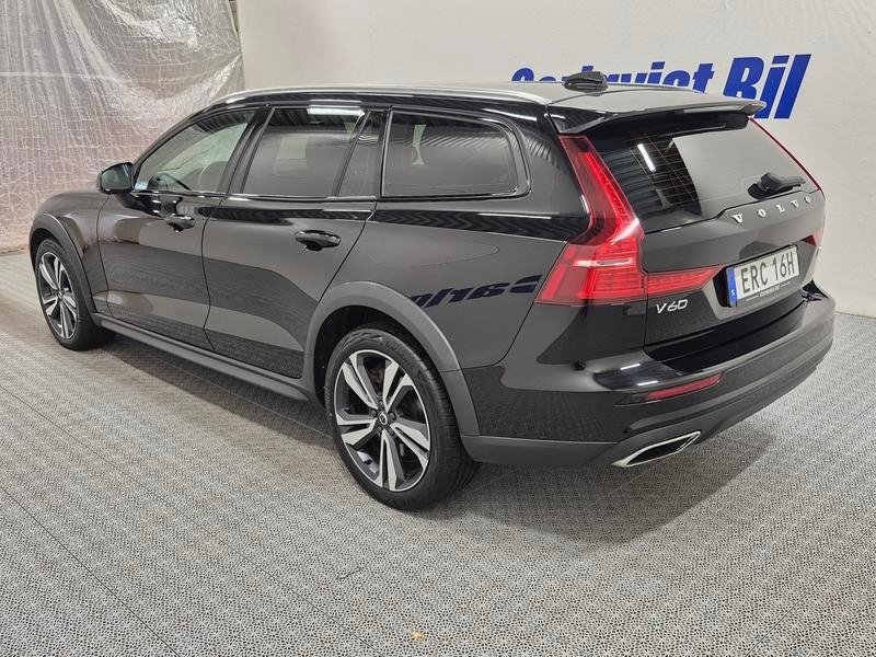 Volvo V60 Cross Country 2022, bild 4/10