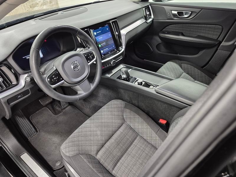 Volvo V60 Cross Country 2023, bild 2/10