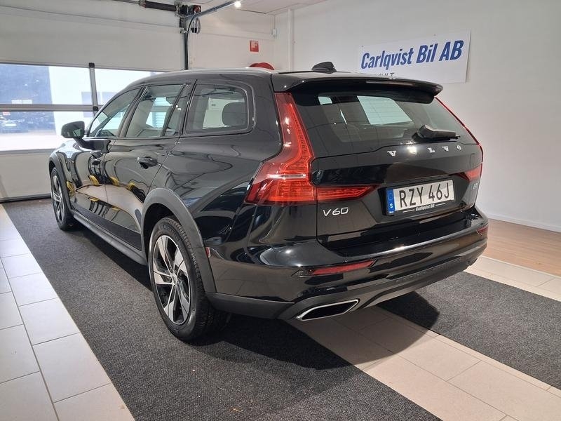 Volvo V60 Cross Country 2022, bild 5/6