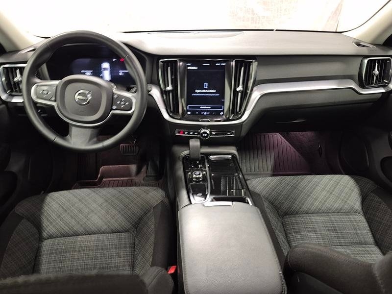 Volvo V60 2023, bild 6/10