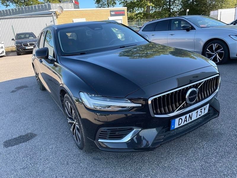 Volvo V60 2024, bild 2/5