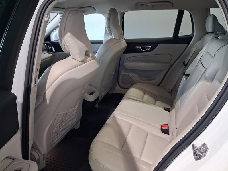 Volvo V60 D3 2019, bild 3/6