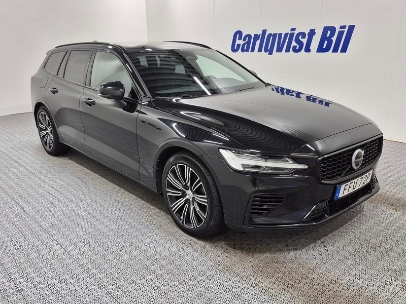Volvo V60 Recharge Plus Dark plug in 2024, bild 3/10