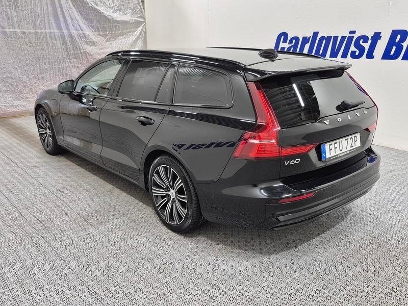 Volvo V60 Recharge Plus Dark plug in 2024, bild 5/10