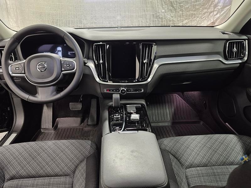 Volvo V60 T6 Recharge Core Plug in 2023, bild 6/10