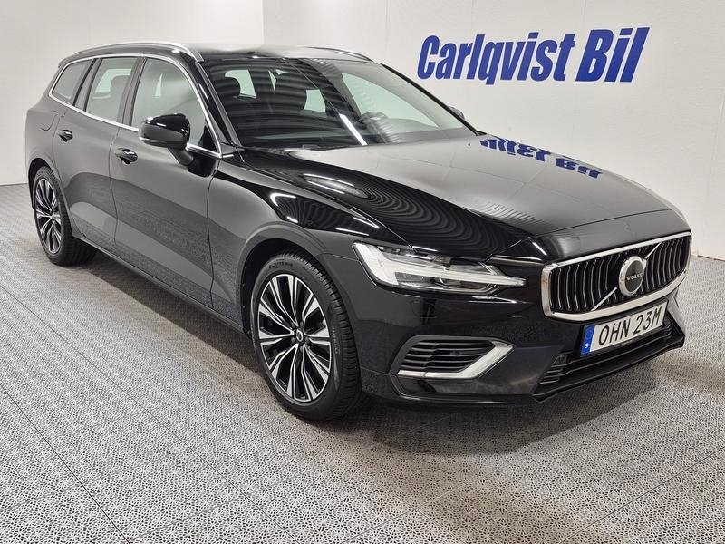 Volvo V60 T6 Recharge Core Plug in 2023, photo 3/11