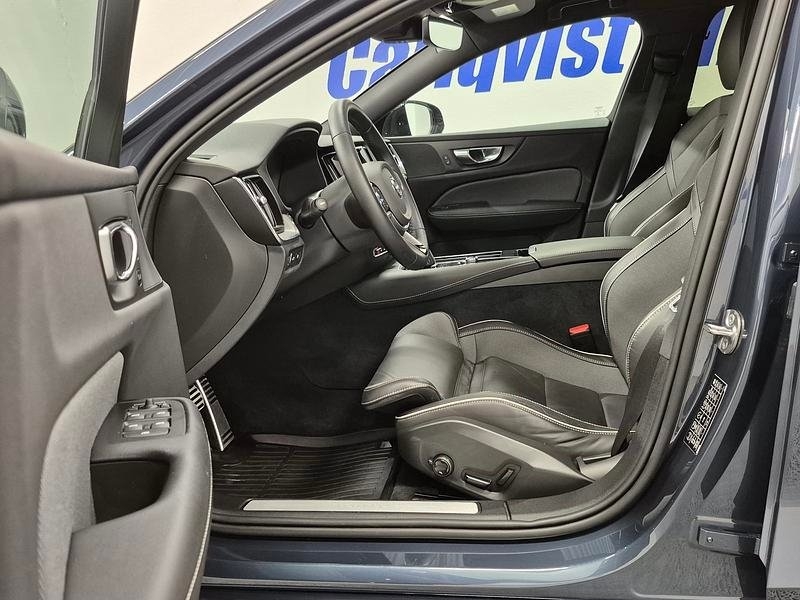 Volvo V60 T6 Recharge R-Design Plug in 2022, kuva 2/9