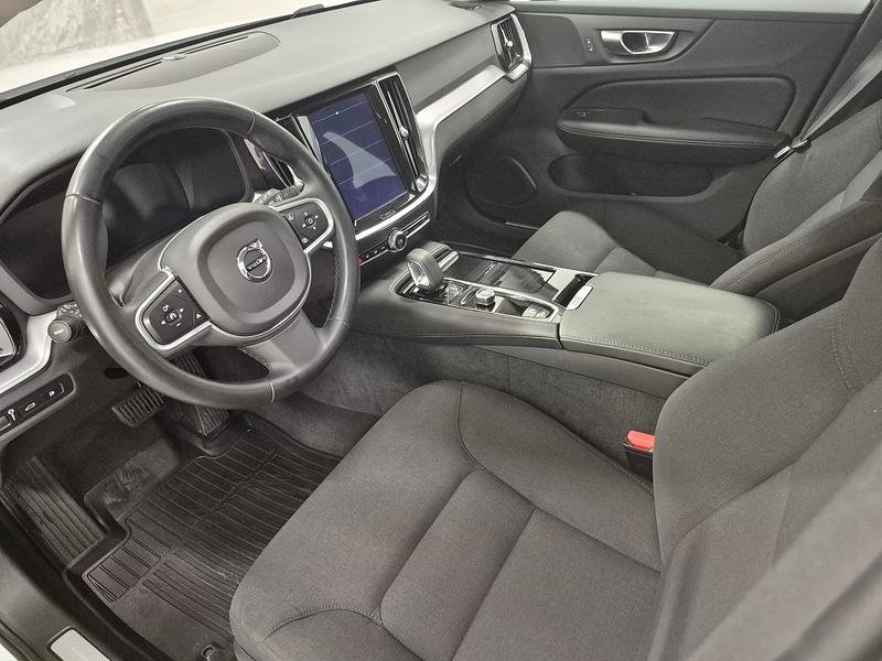 Volvo V60 Recharge Inscription plug in 2022, kuva 2/10