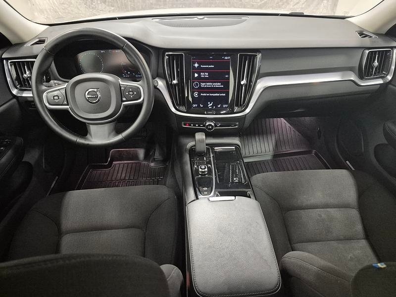 Volvo V60 Recharge Inscription plug in 2022, kuva 6/10