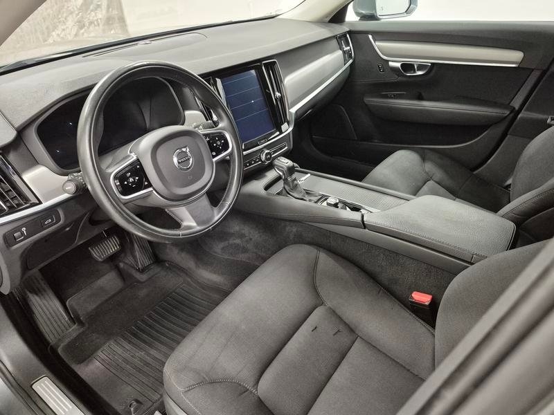 Volvo V90 AWD D3 2019, photo 2/9