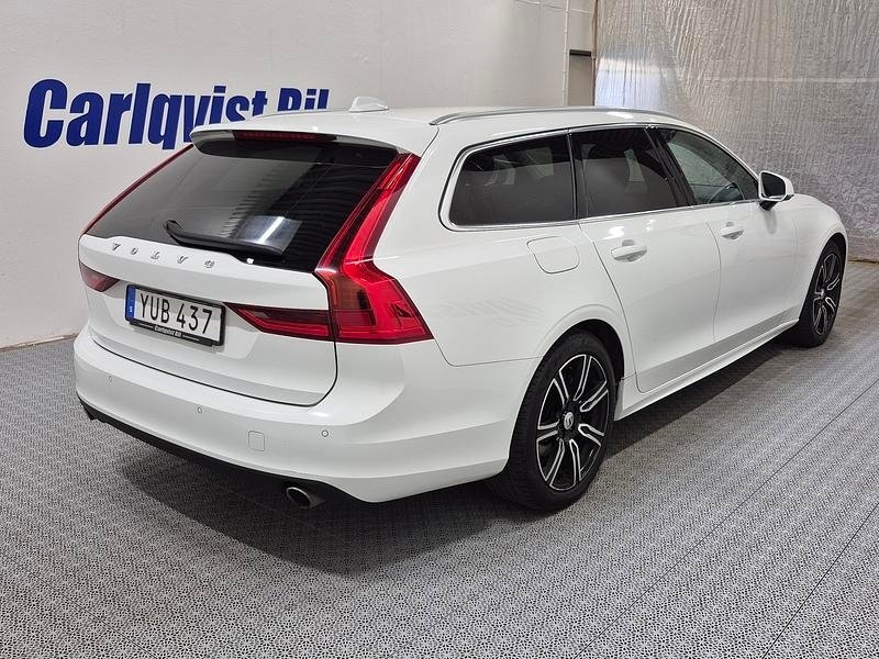 Volvo V90 D4 2019, photo 4/7