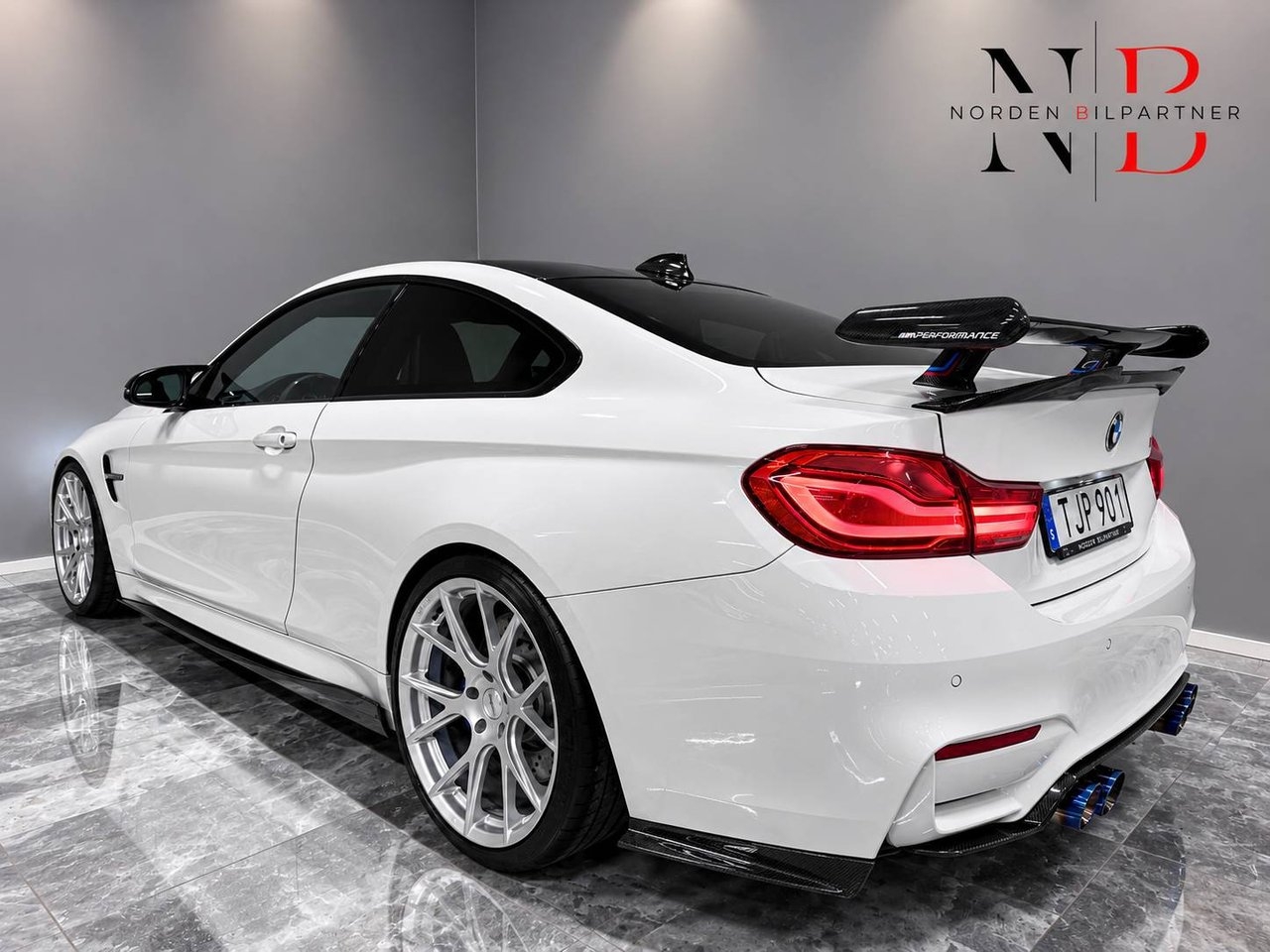 BMW M4 2014, photo 5/10