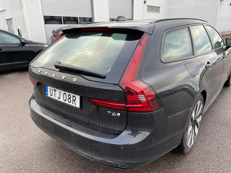 Volvo V90 2026, photo 3/5