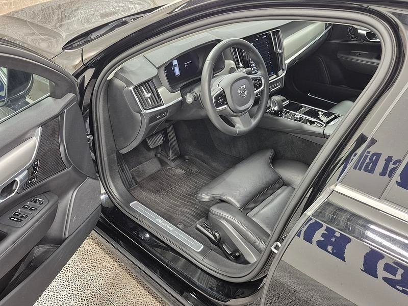 Volvo V90 2023, bild 2/10