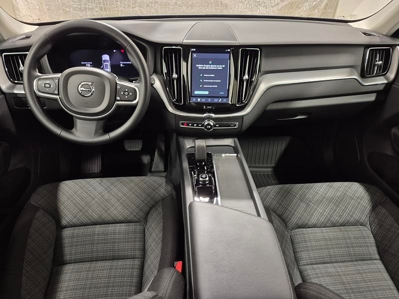 Volvo XC60 2024, photo 6/10