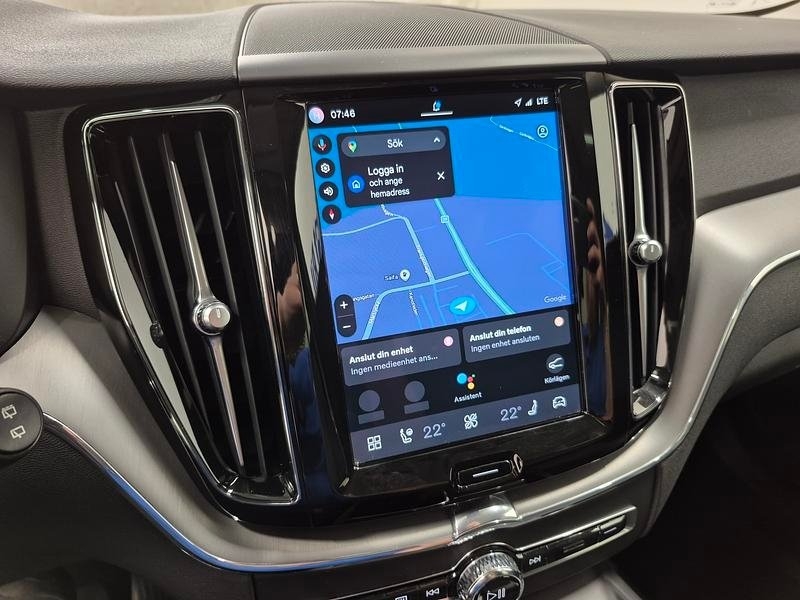 Volvo XC60 2024, photo 7/10