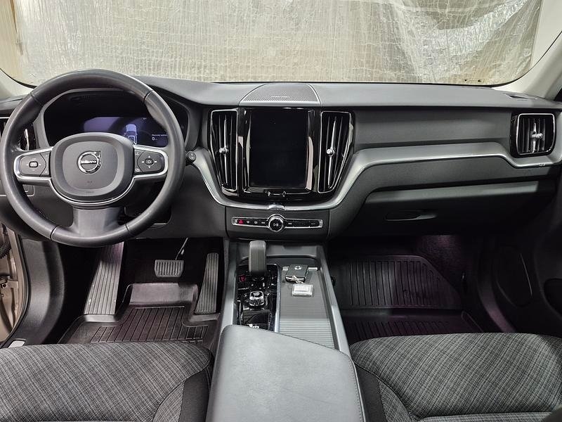 Volvo XC60 2024, kuva 5/10
