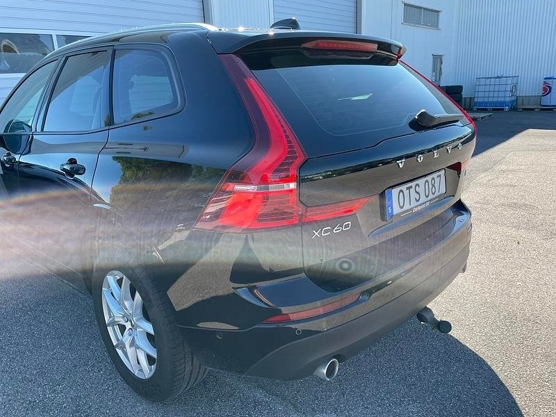 Volvo XC60 D4 AWD 2019, bild 4/5