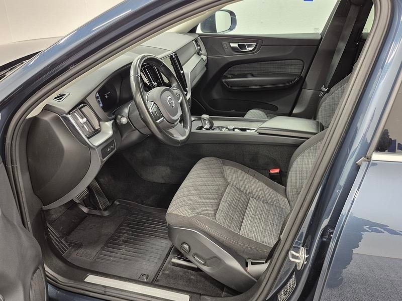 Volvo XC60 2023, bild 2/10