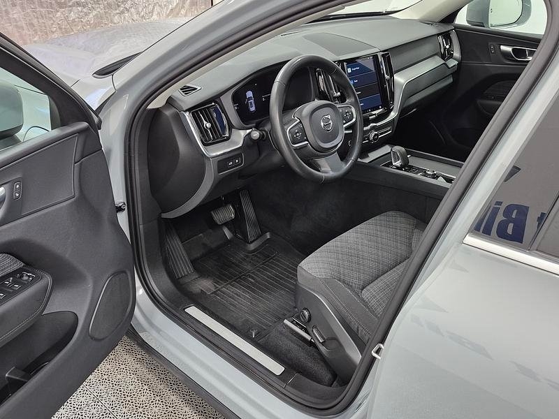 Volvo XC60 2024, kuva 2/10