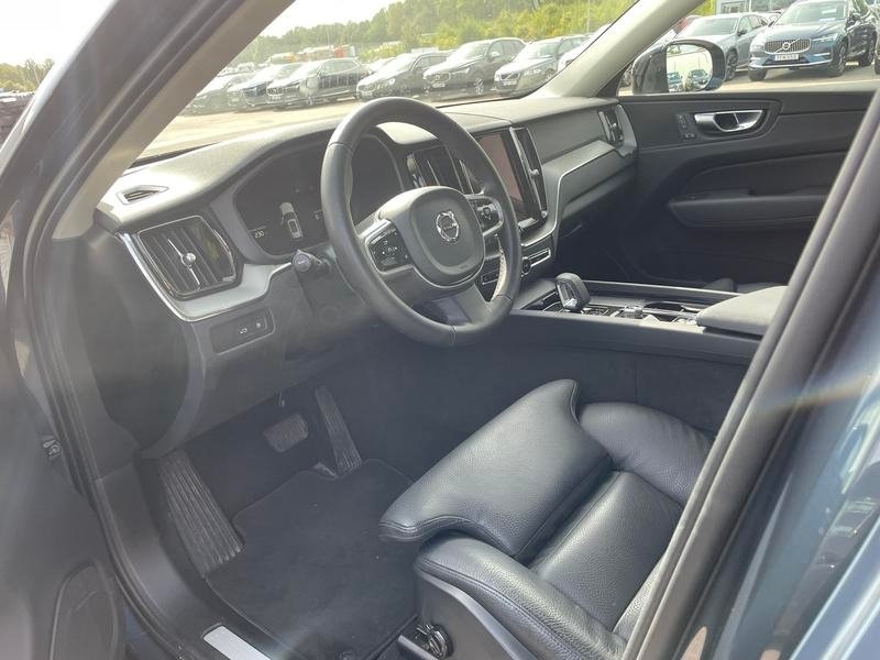 Volvo XC60 T6 Recharge Plus Dark plug in 2025, kuva 5/5