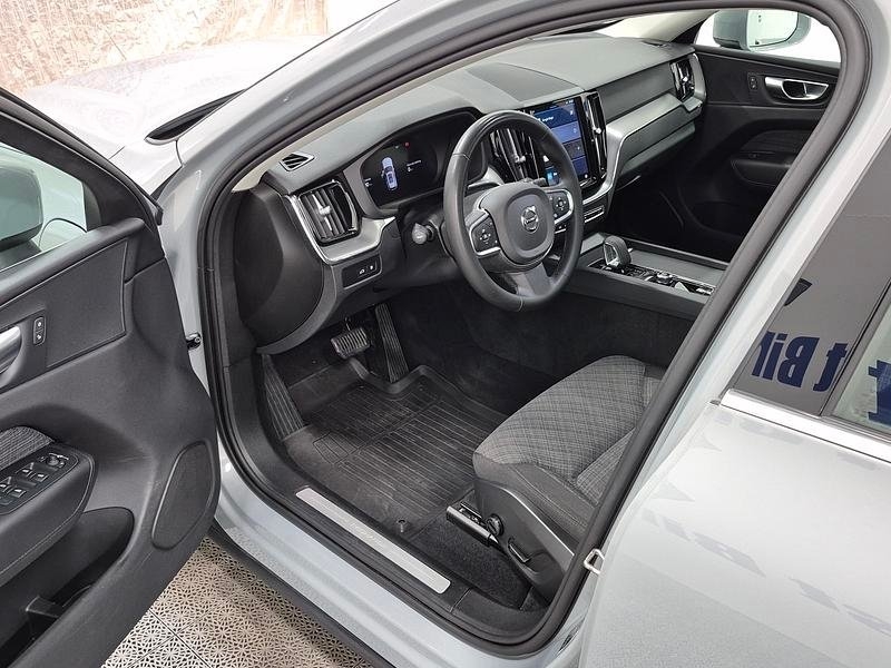 Volvo XC60 2024, kuva 2/10
