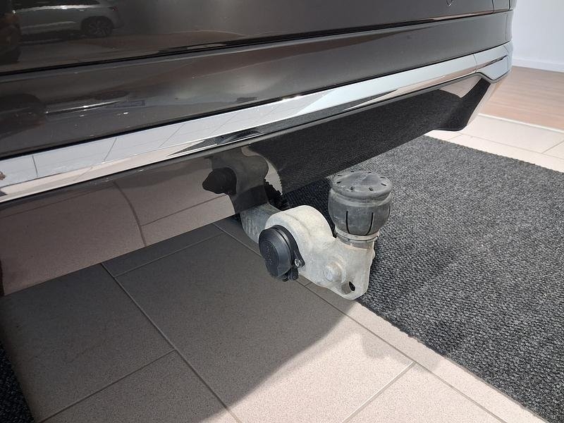 Volvo XC60 2024, kuva 6/7